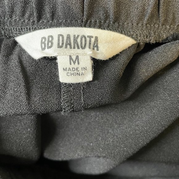 BB Dakota Shorts with Lace Inset -M- - Picture 9 of 11